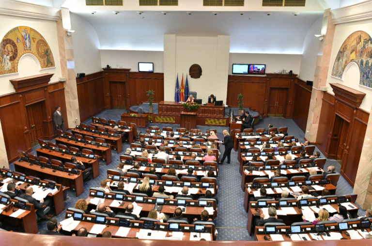 Наместо 1%, независните кандидати ќе треба да обезбедат потписи од 0,95% од гласачите, Собранието утре ќе расправа за измените на Изборниот законик