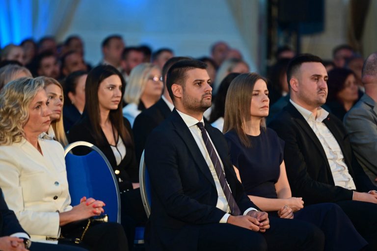 Димитријевиќ: Крај на труењето на граѓаните, Митовски има решенија за проблемите на Гази Баба