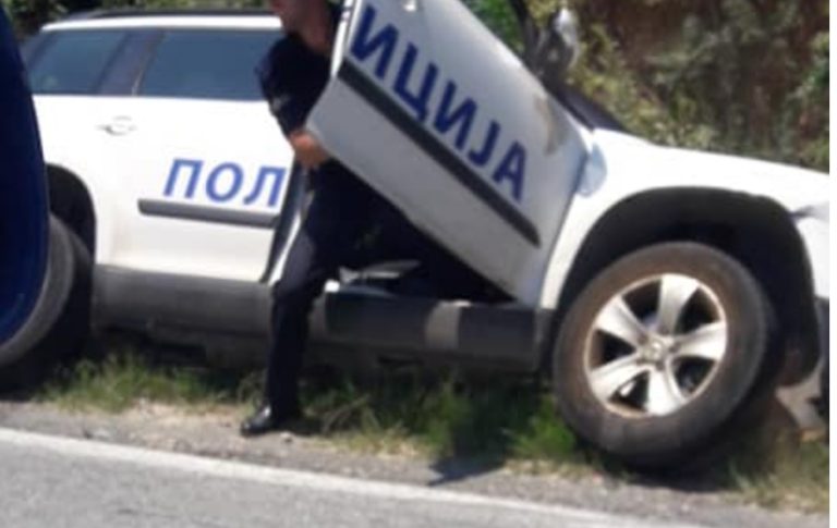 Тeшка соoбраќајка на полициско „Јети“ во Охрид: Полицаецот со повреди заврши во болница